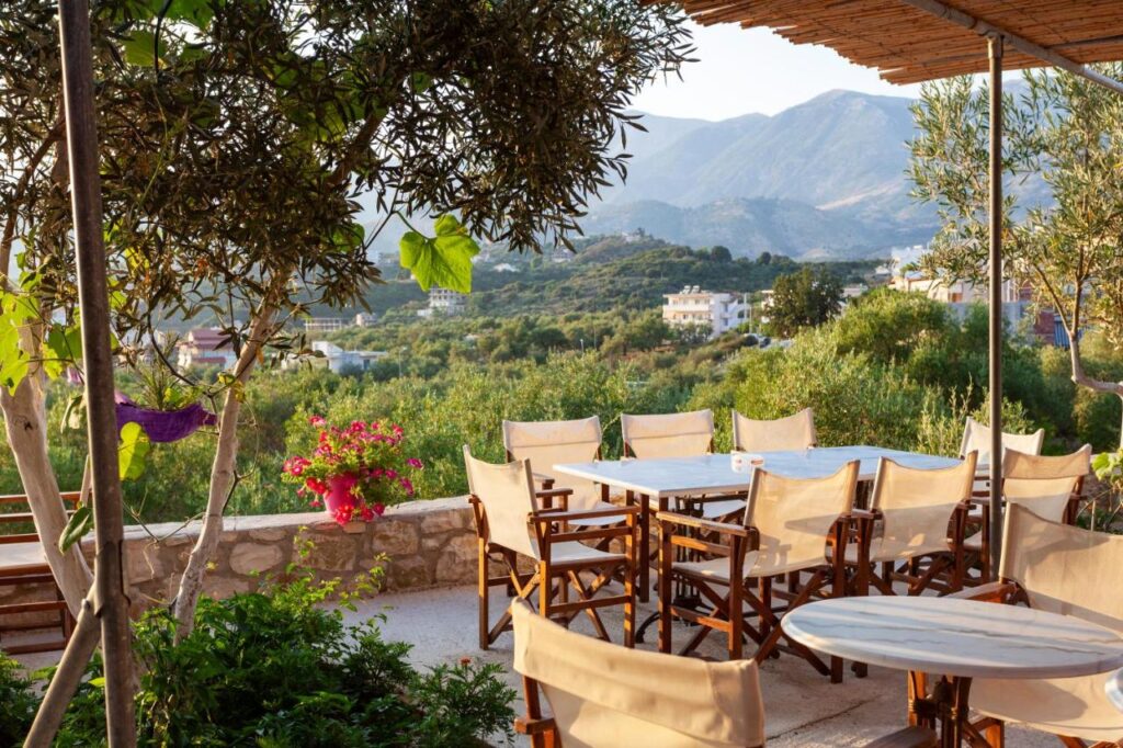 toni retzo rooms himare albania. this is a view of the terrace and gardens